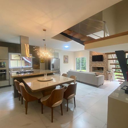 Hostyn Casa Manancial -4 Suites E Natureza Proxima Ao Capivari Campos do Jordao Ngoại thất bức ảnh