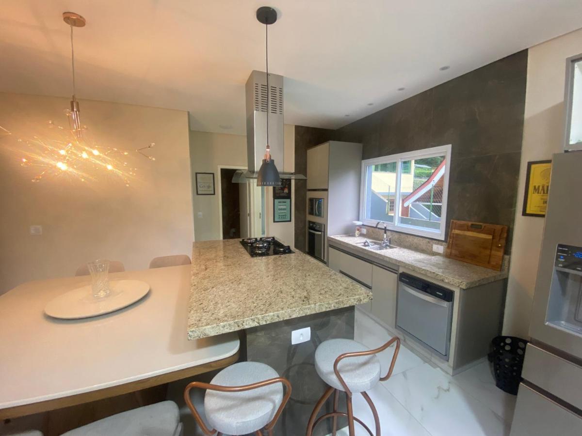 Hostyn Casa Manancial -4 Suites E Natureza Proxima Ao Capivari Campos do Jordao Ngoại thất bức ảnh